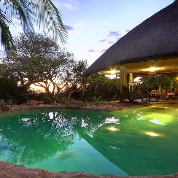 Ehlathini Game Lodge, hotel v destinaci Marken