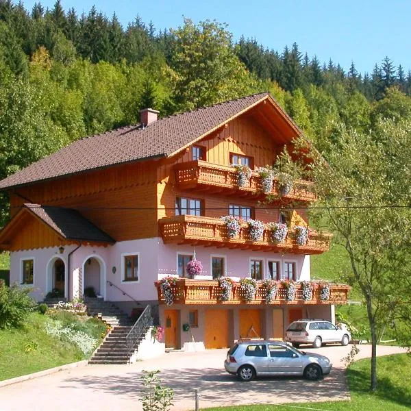 Urlaub am Bauernhof bei Familie Steinbrecher, hotel v Bad Mitterndorfu