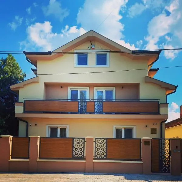 Papuli rooms 4U โรงแรมในSenta