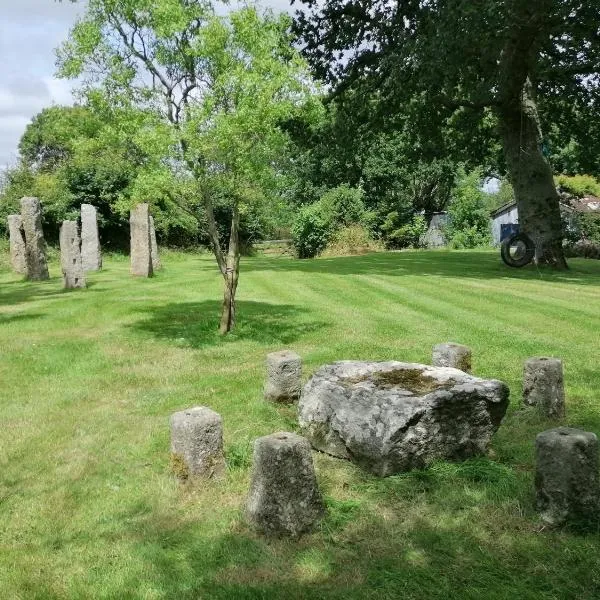 Lovaton Farmhouse、オークハンプトンのホテル