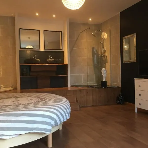 Chambre paisible avec vue sur la montagne, hotel a Conliège