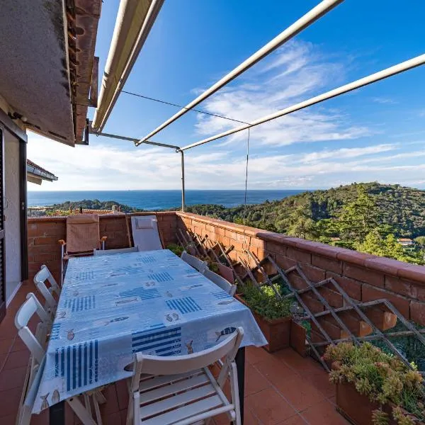 Cala Azzurra a Fetovaia - Goelba, hotel en Fetovaia