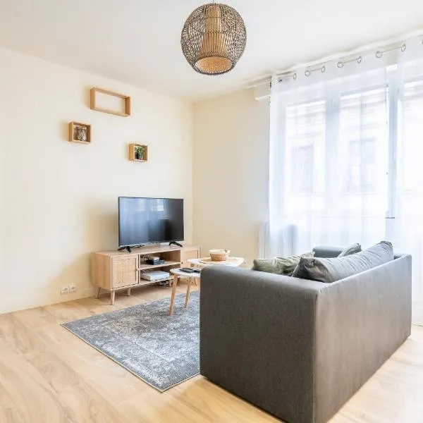 Le Chic - Appartement Élégant & Cosy en Hyper-Centre de Douai, hotel a Douai