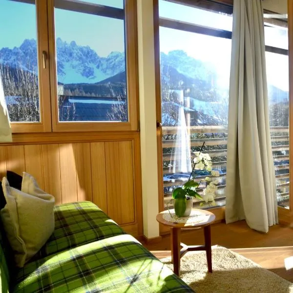 Residence Intica, Hotel in Innichen