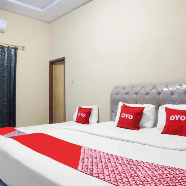 SUPER OYO 92075 Sky Residence Mawar, hotel in Sunggal