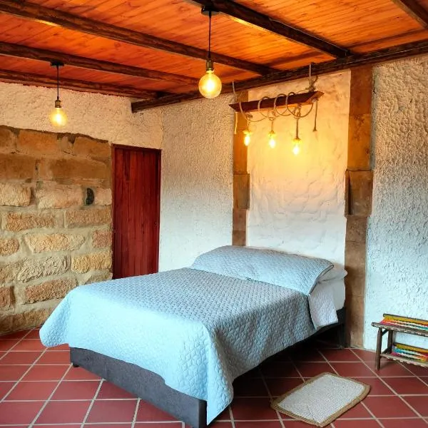 Alojamiento Villa de Piedras, hotel La Esperanza városában