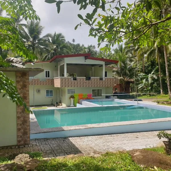 Pentaqua -Dineros Guest House, hotel in Casiguran