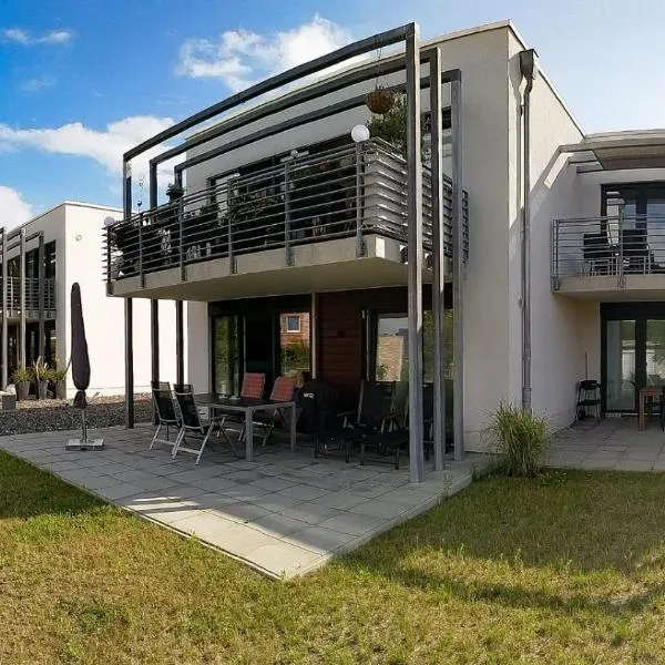 Ferienwohnung MeerBlick OG, hotel u gradu 'Altefähr'