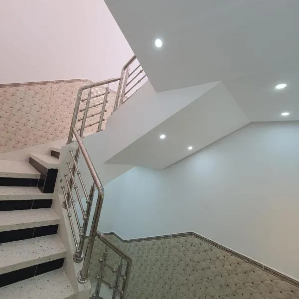 Al Hoceima Ajdir Maroc - Maison 5 chambres 12 personnes, hotel v destinaci Al Hoceïma
