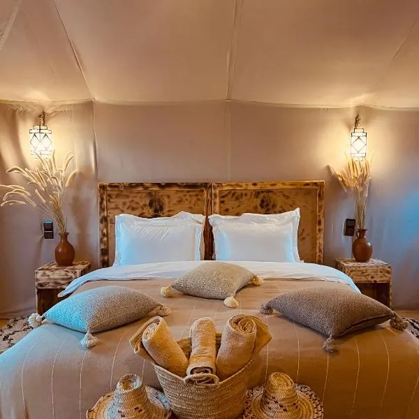 Amskou Luxury Desert Camp, hotel in Merzouga