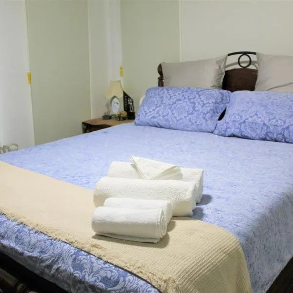 Room in Officer, hotel a Pakenham