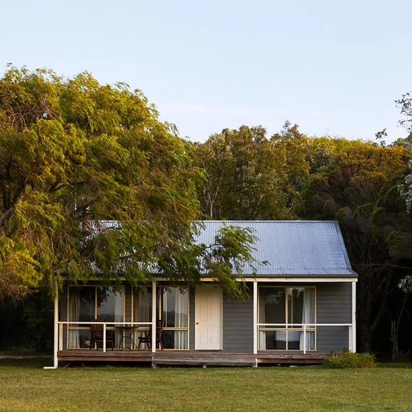 Mystery Bay Cottages, hotel in Mystery Bay