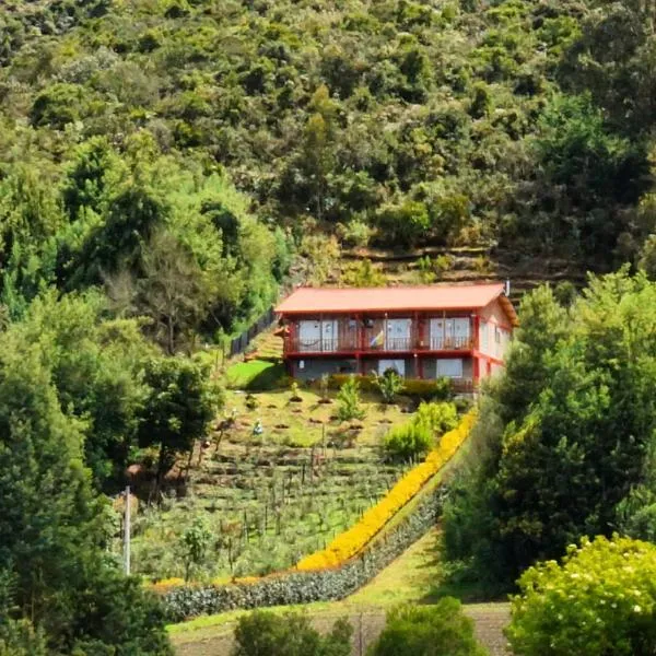 Finca El Mirador Subachoque, מלון בSubachoque