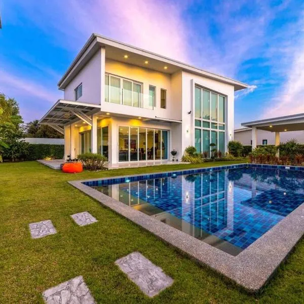 Modern 3 bedroom Pool Villa PG19, viešbutis mieste Ča Amas