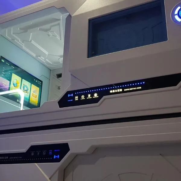 Apollo Capsule Hotel, hotel v destinaci Ende