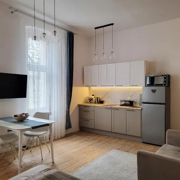 Apartament Za Murami Gliwice โรงแรมในSośnicowice