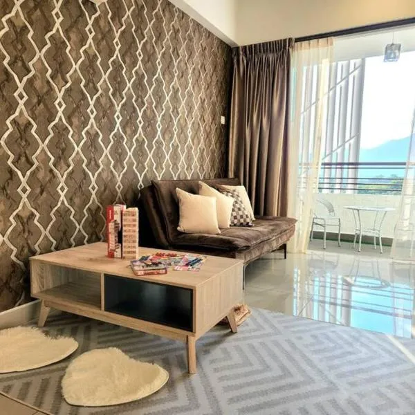 IPOH CITY CENTRE Majestic Homestay Pool View 3 mins Walking to Famous Food Places & 15mins to Old Town Ipoh by Happy Homestay, hotel v destinaci Ipoh