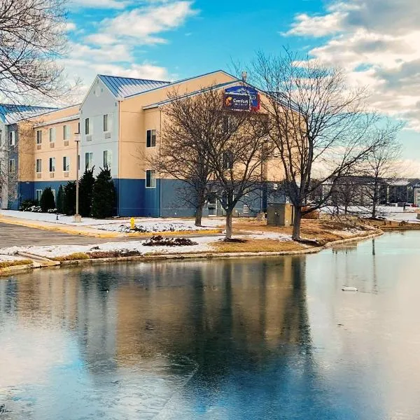 Comfort Inn & Suites Olathe - Kansas City, hotel di Olathe