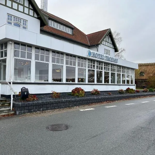 Hotel Troense, hotel in Skårupøre