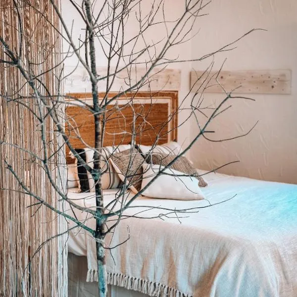 Suite con Burbuja, hotel v destinaci Canyelles