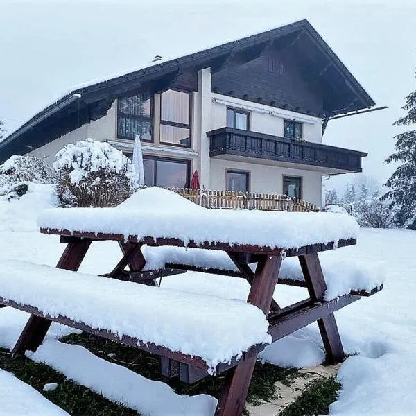 FeWo Berk, hotel Kühnburgban