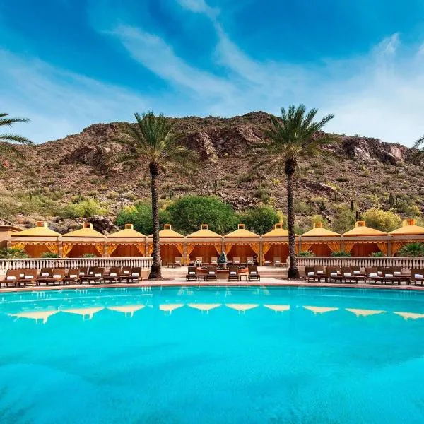 The Canyon Suites at The Phoenician, a Luxury Collection Resort, Scottsdale, hotel v destinaci Scottsdale