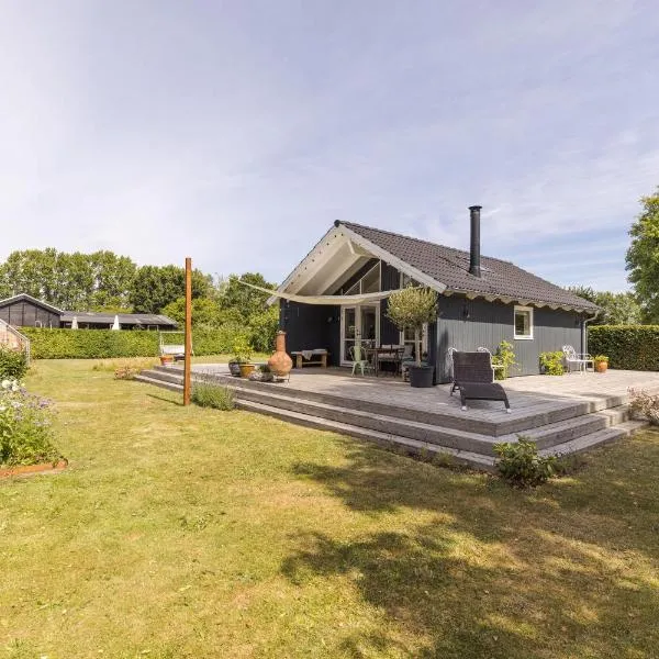 Modern and cozy cabin near Copenhagen city and airport, hôtel à Dragør