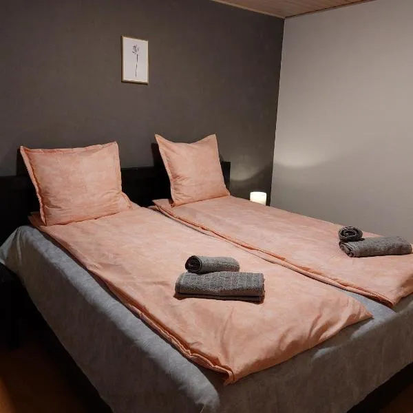 Venos rooms, hotel v destinaci Hirtshals