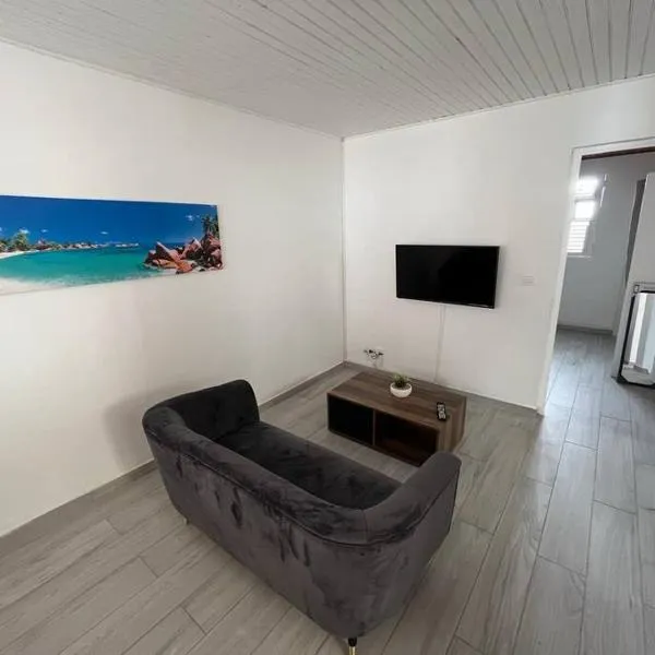 Le Cataleya - Résidence Terre et Truffes, hotel v mestu Le Lamentin