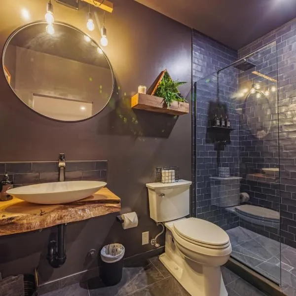 Winter's Hideaway Suite, hotel a Ucluelet