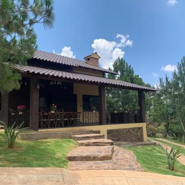 Cabaña No.7 Puerta del Bosque Mazamitla., hotel v destinaci Mazamitla