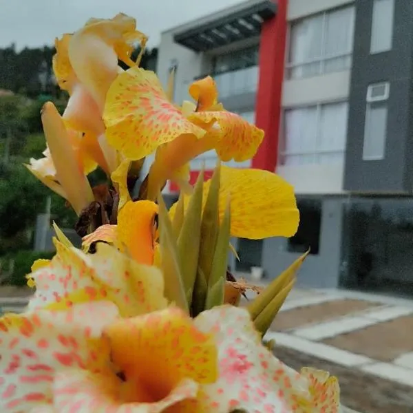 Refugio Flores de María, hotel in Duitama