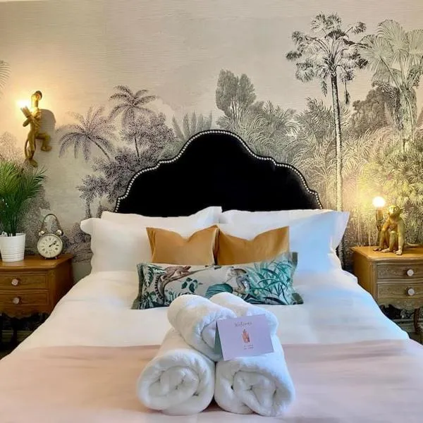 Stylish Apartment in Leafy Ealing, hotel em Ealing