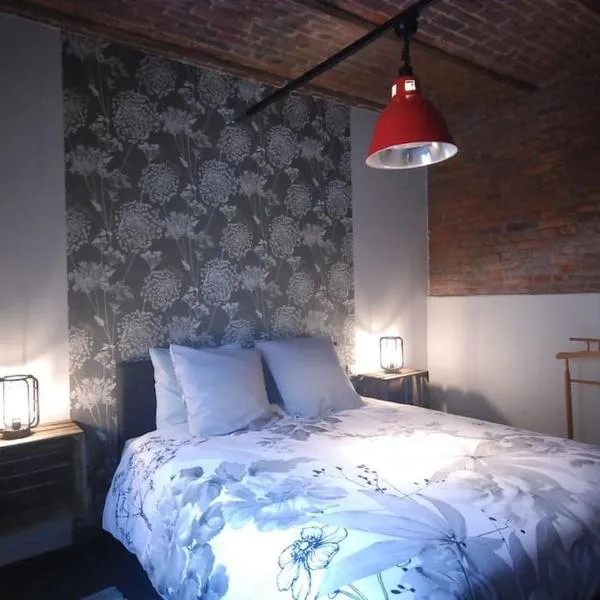 Suite Factory : gîte de charme en Avesnois, hotel in Wargnies-le-Petit