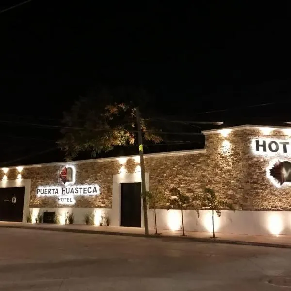 Hotel Casa Puerta Huasteca, отель в городе Уйчималь