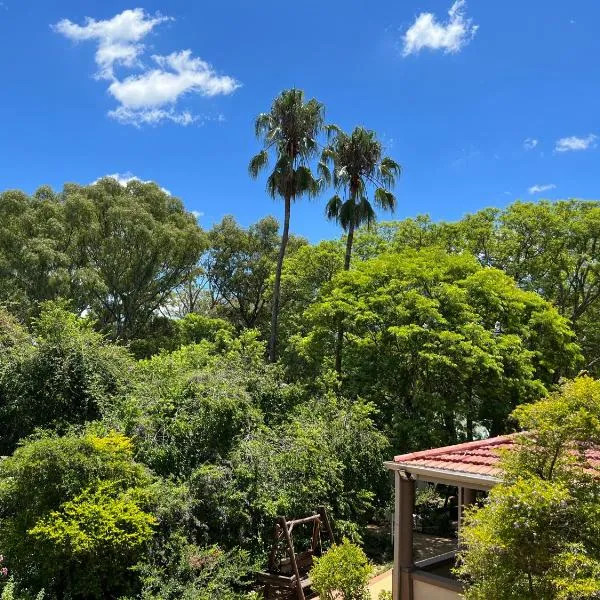 Peaches & Cream Bed & Breakfast, hotel i Ladysmith