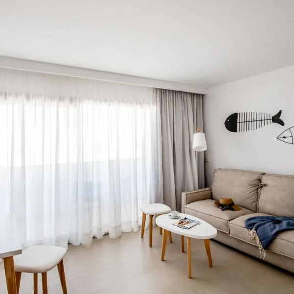 Apartamentos Top Secret Prestige Es Pujols - Formentera Vacaciones, hotel v destinaci Es Pujols