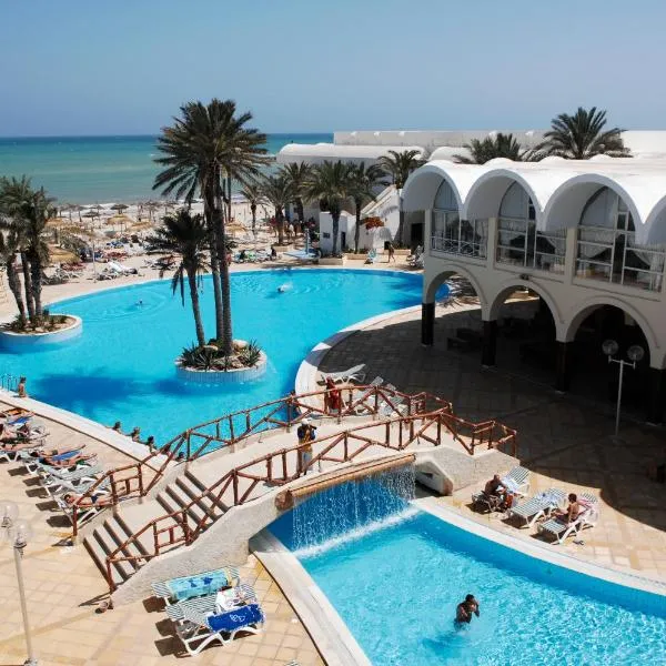 Monarque Dar Jerba Narjess, hotel en Taguermess