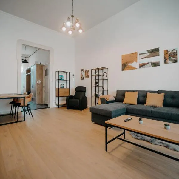 Volenter Lux Apartment Zero, hotell sihtkohas Baja