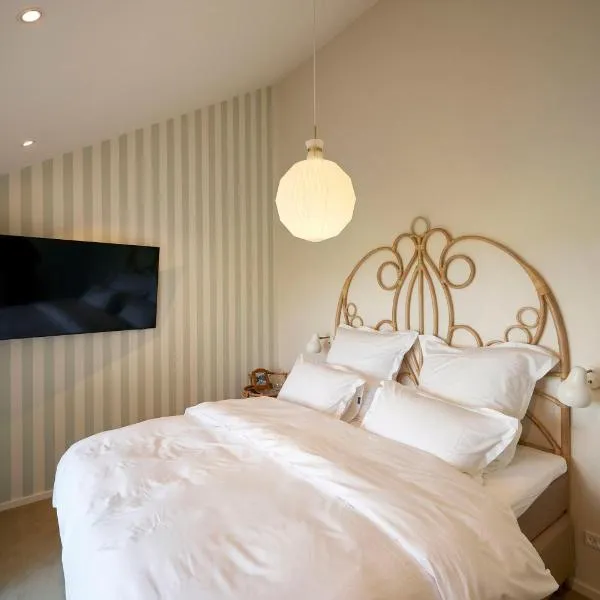 Borre Knob Fjordhotel, hotelli kohteessa Juelsminde