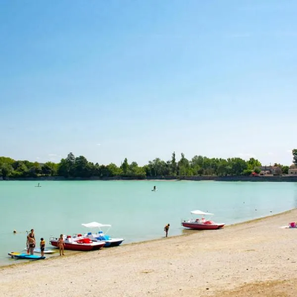 Camping Etang de la Bonde, hotel a Sannes