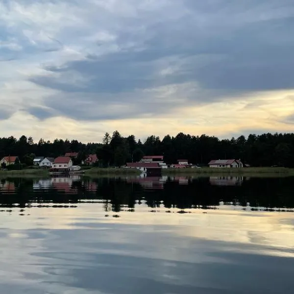 Dom nad jeziorem Narie Bogaczewo 90B, hotel i Bogaczewo
