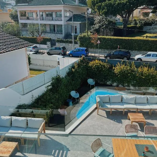 Luna House & Cowork, hotel di Cascais