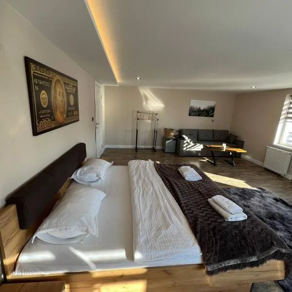 На Краю Світу, hotel din Mel'nychne