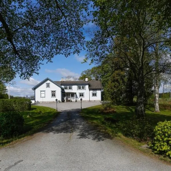 HagbackensGård Bed&Breakfast, hotel v destinaci Örebro