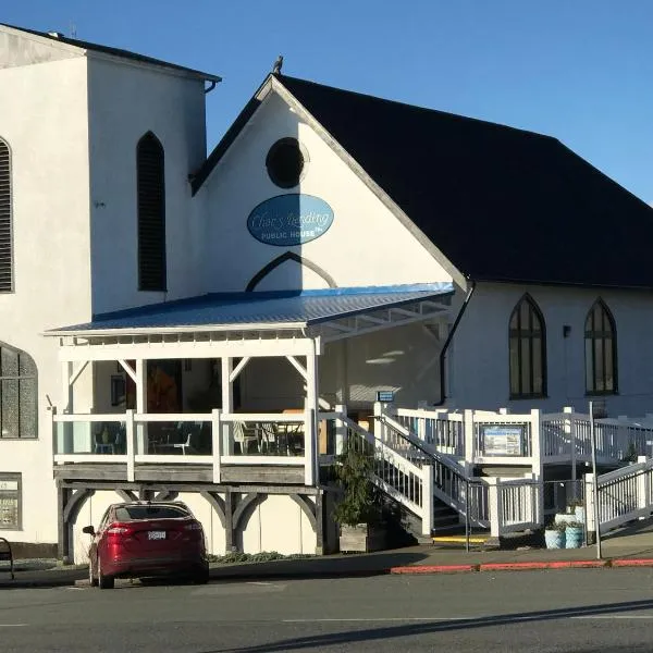 Char's Landing Hostel, hotell i Port Alberni