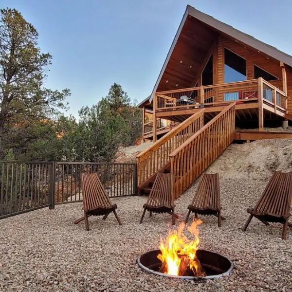 Cliff's Edge. New Build, Breathtaking Views, Luxury Stay Near Zion, hotel in Orderville