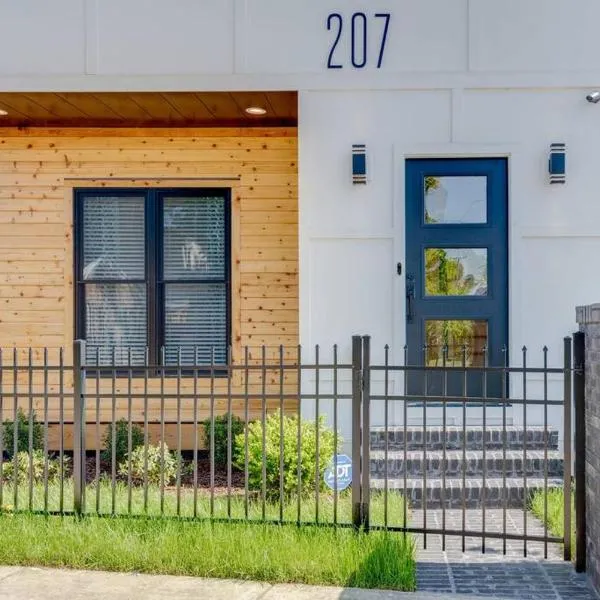 Luxury Downtown Nash/Roofdeck/11 Beds, hotel in Nashville