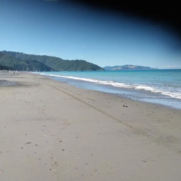 Rarangi Seaview On the Beach B&B, hotel a Koromiko