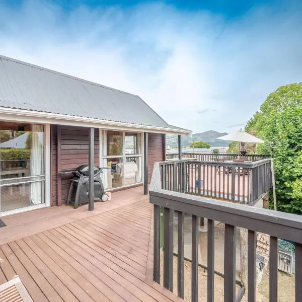 Maison en Noyer - Akaroa Holiday Home, hotel Akaroában